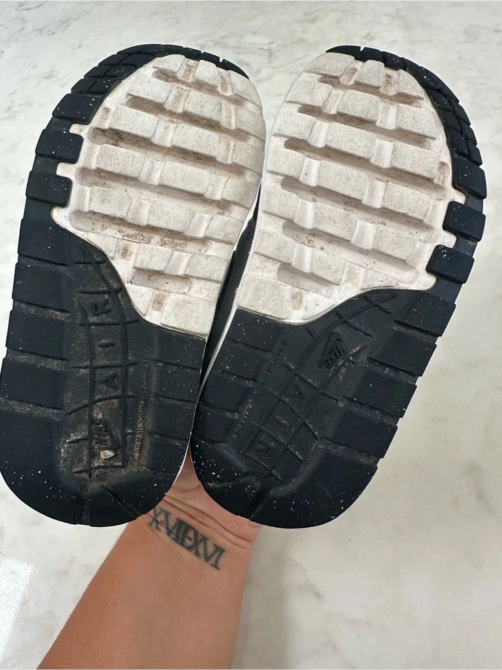 Nike kids air